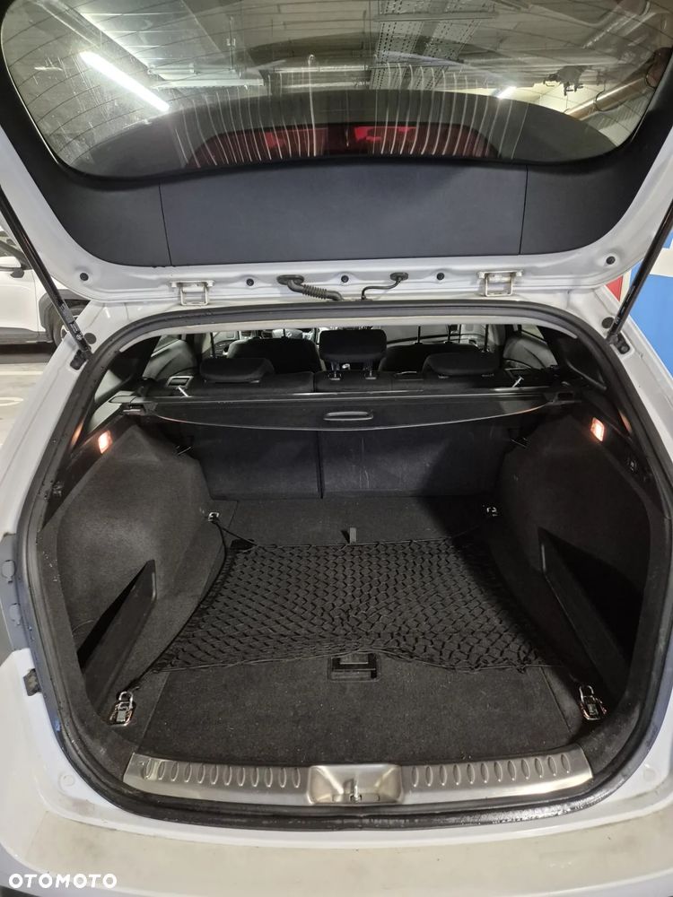 Hyundai i40 2.0 GDI Comfort + - 6