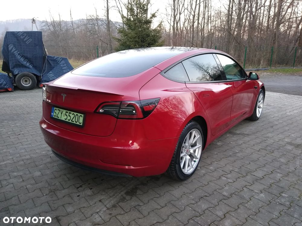 Tesla Model 3 Standard Range Plus - 4