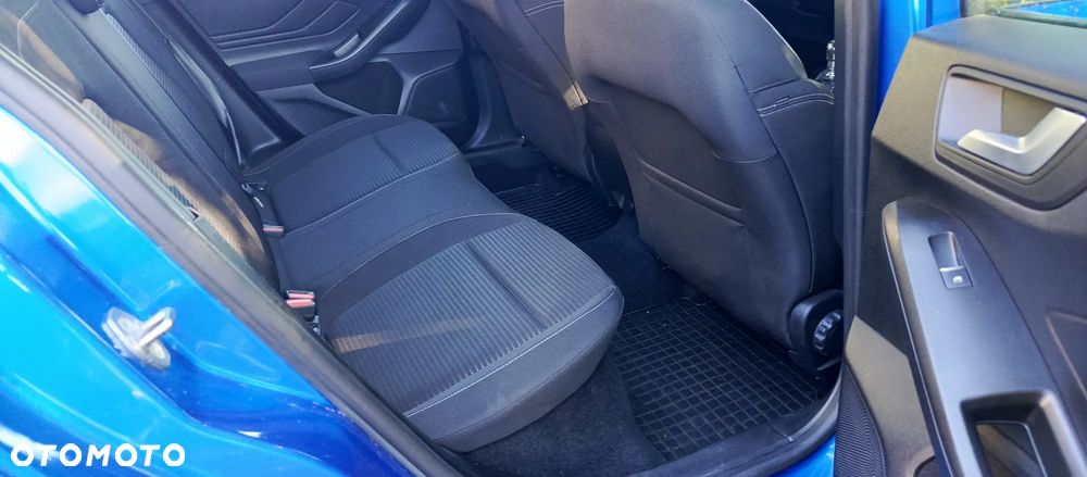 Ford Focus 1.0 EcoBoost Titanium X - 16