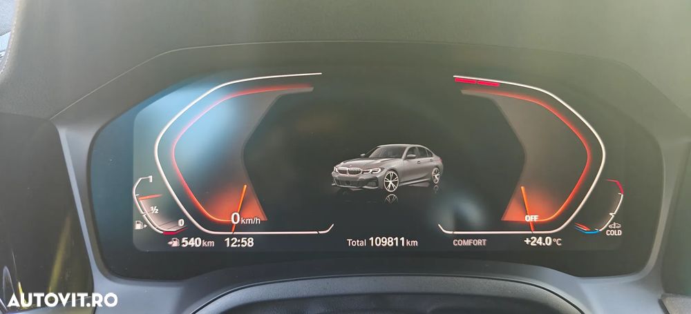BMW Seria 3 330i AT - 7