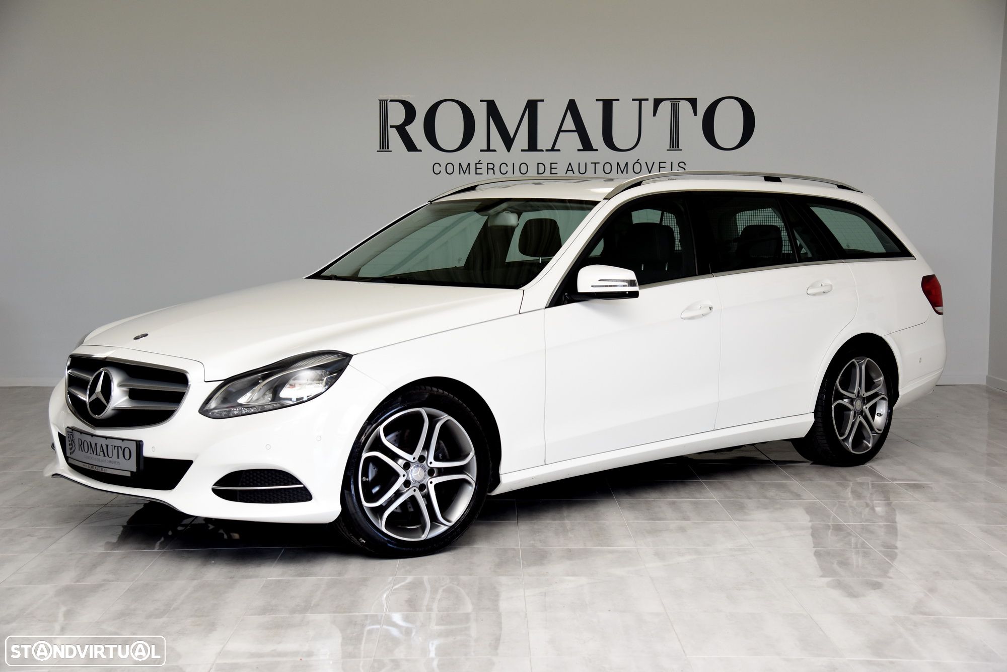Mercedes-Benz E 300 Bluetec Hybrid Avantgarde - 1