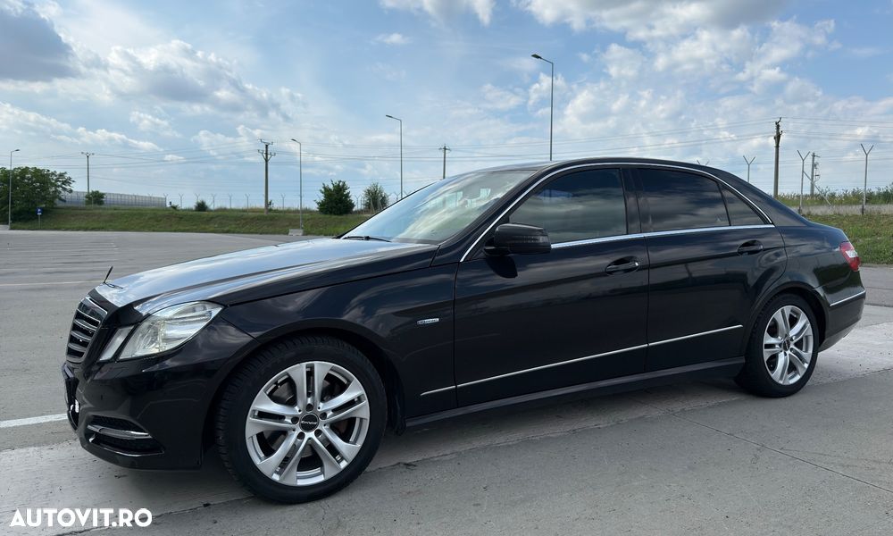 Mercedes-Benz E 250 CDI DPF 4Matic BlueEFFICIENCY 7G-TRONIC Avantgarde - 2