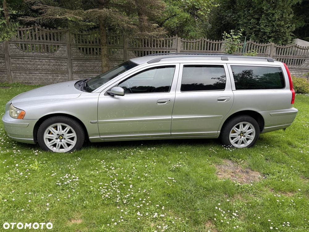 Volvo V70 2.4 Momentum - 5