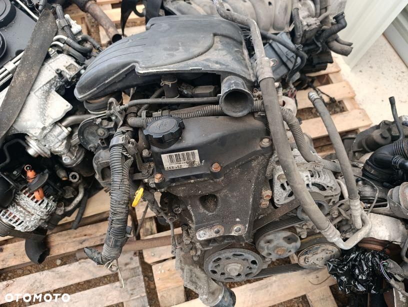SILNIK KOMPLETNY TOYOTA YARIS II 1.0 1K5B52 - 1