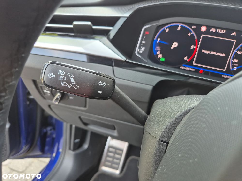 Volkswagen Arteon 2.0 TDI R-Line DSG - 21