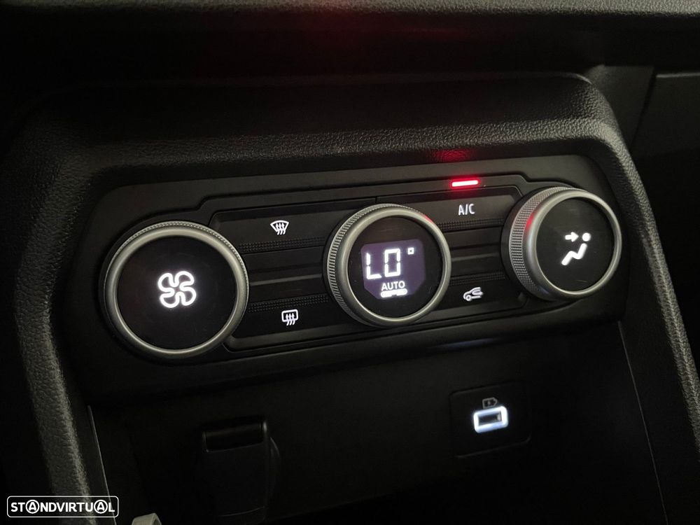 Dacia Jogger 1.0 TCe Extreme 7L - 30