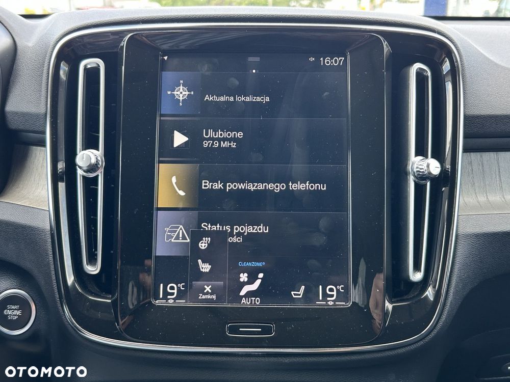 Volvo XC 40 - 18
