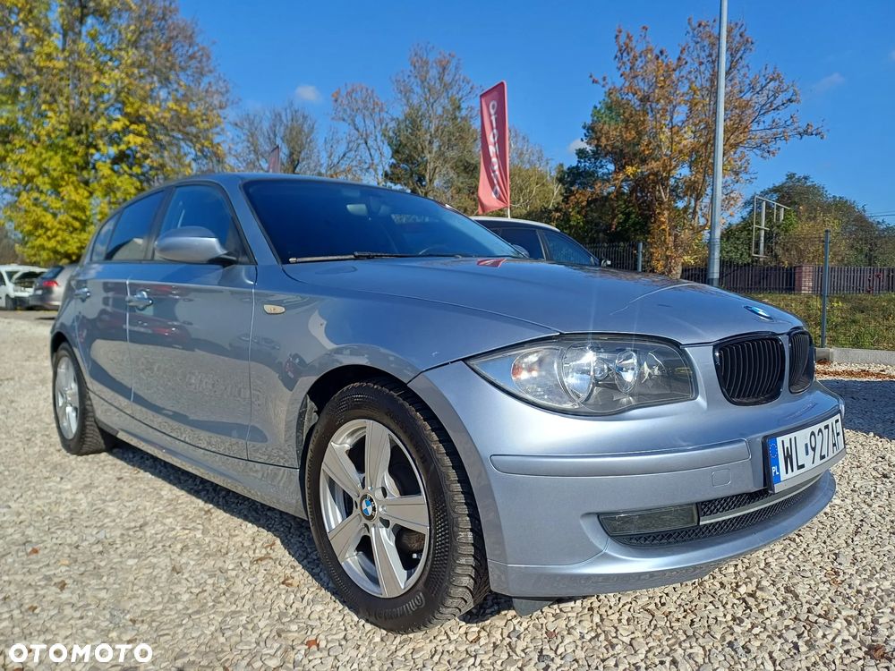 BMW Series 1 2009 photo 4