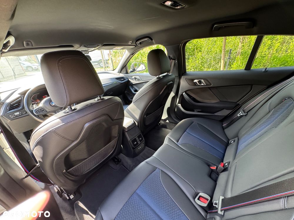 BMW Seria 1 120d xDrive M Sport - 31