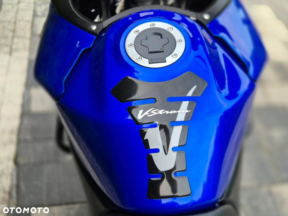 Suzuki DL - 16