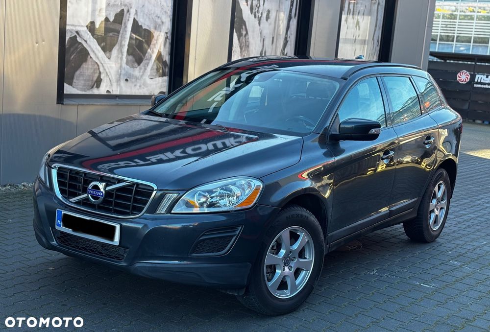 Volvo XC 60 DRIVe Momentum - 1