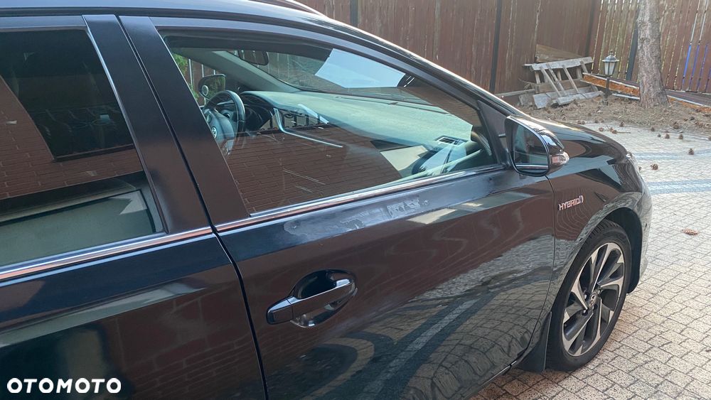 Toyota Auris Hybrid 135 Comfort - 17