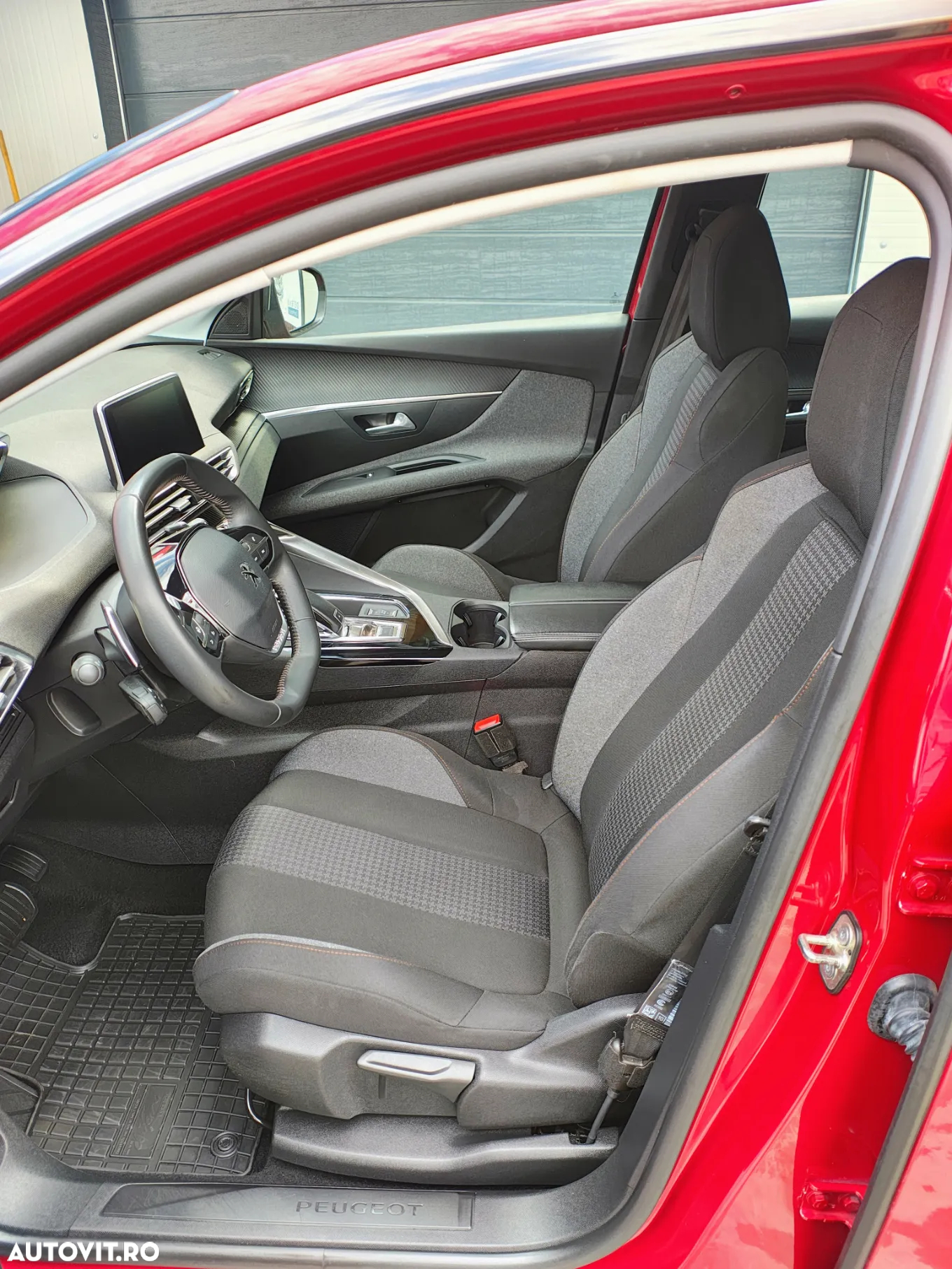 Peugeot 3008 BlueHDi 130 Stop & Start EAT8 Active Business-Paket - 27