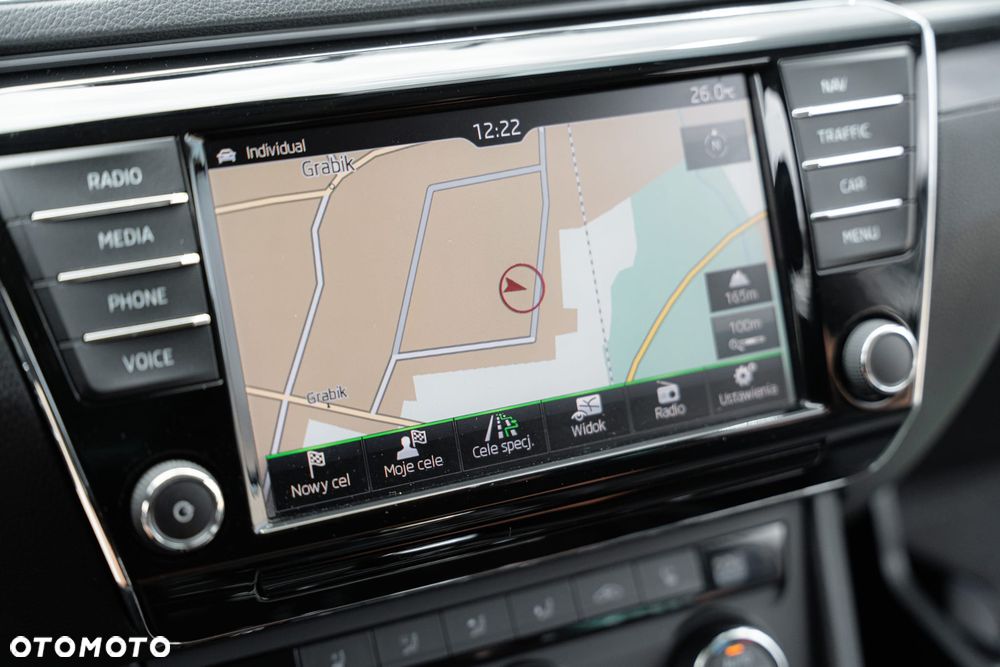 Skoda Superb 2.0 TDI L&K DSG - 24