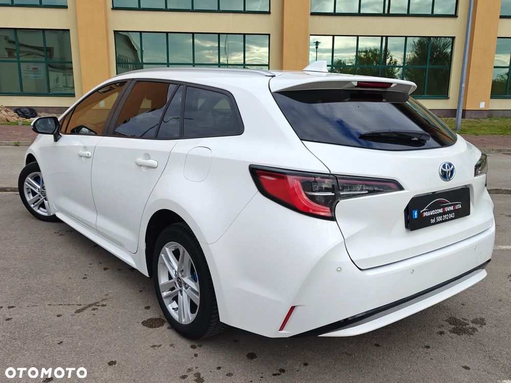 Toyota Corolla 1.8 Hybrid Comfort - 5