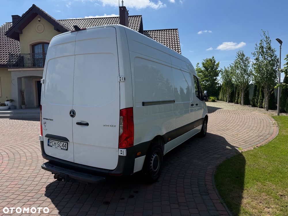 Mercedes-Benz Sprinter - 5