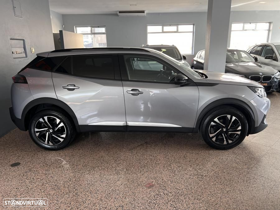 Peugeot 2008 1.2 PureTech Allure Pack - 4