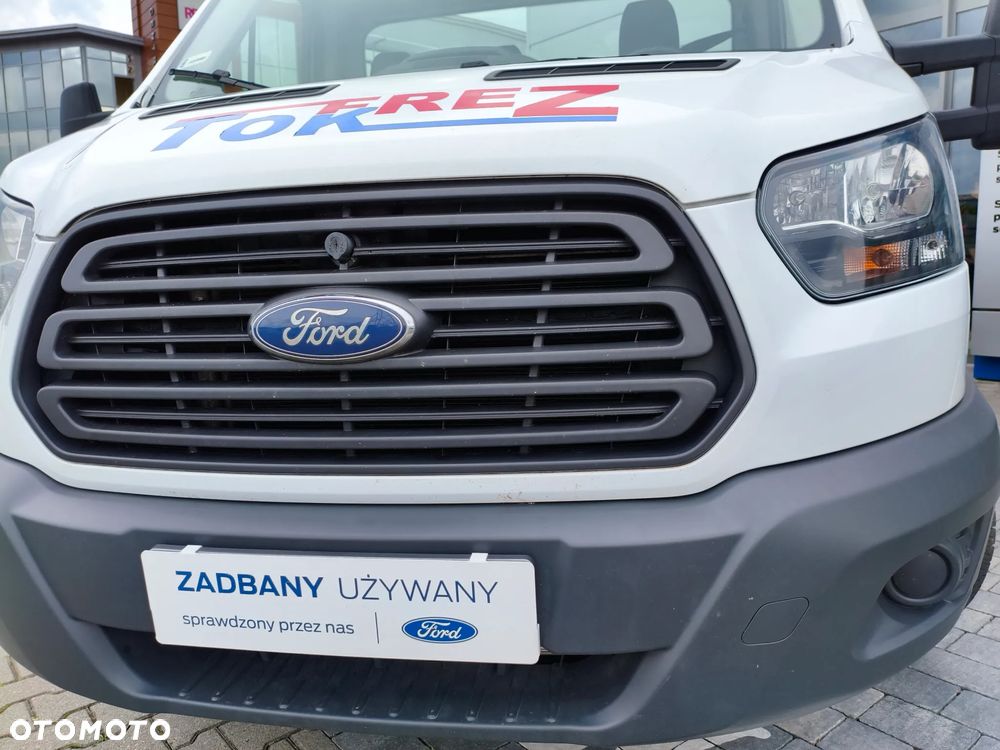 Ford Transit 350 - 22