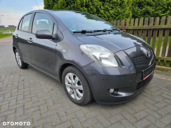 Toyota Yaris 1.3 VVT-i Cool