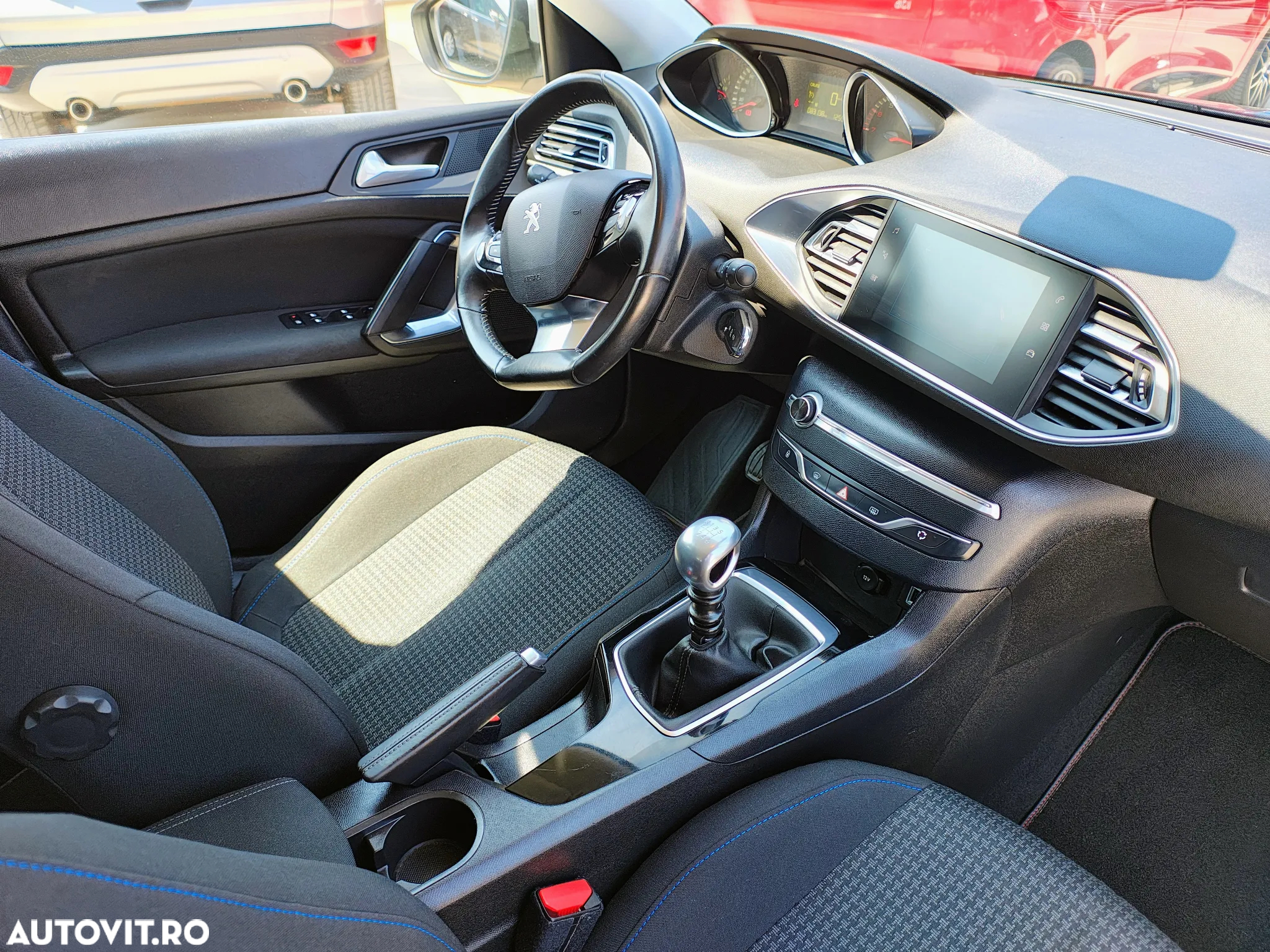Peugeot 308 PureTech 130 Stop & Start Style - 11