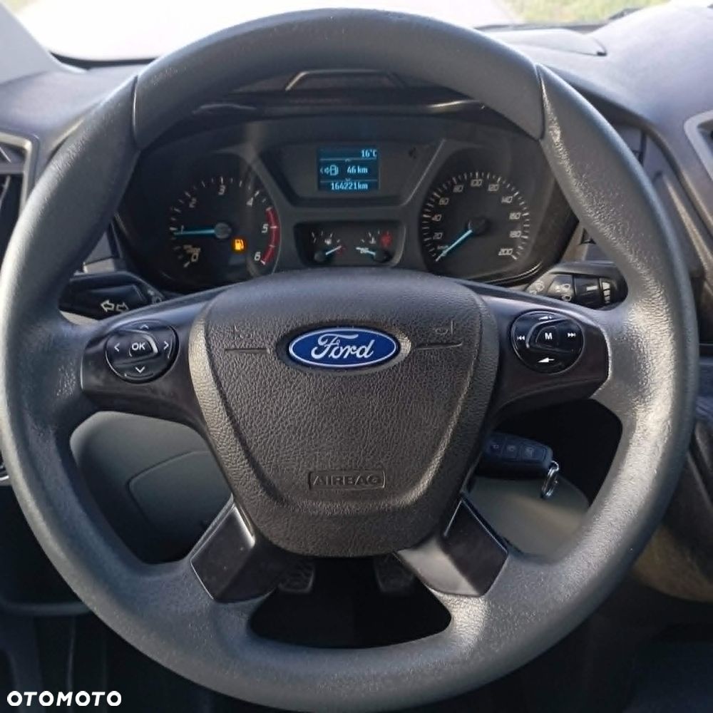 Ford Transit - 9