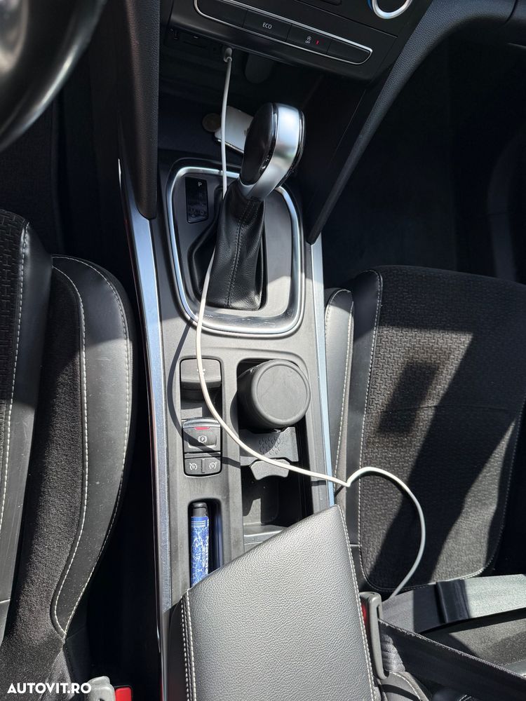 Renault Megane 1.5 dCi Dynamique Aut. - 5