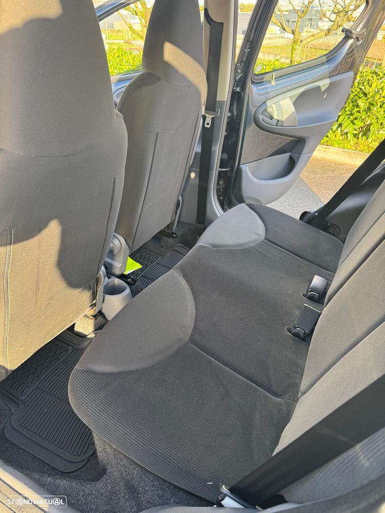 Citroën C1 1.0 X - 12