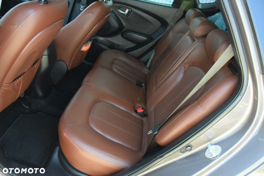 Hyundai ix35 - 23
