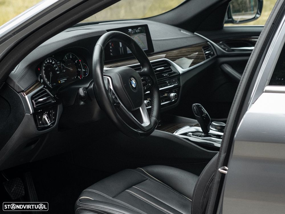 BMW 520 d Line Luxury Auto - 8