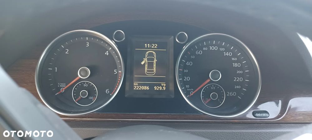 Volkswagen Passat 2.0 TDI Highline DSG - 10