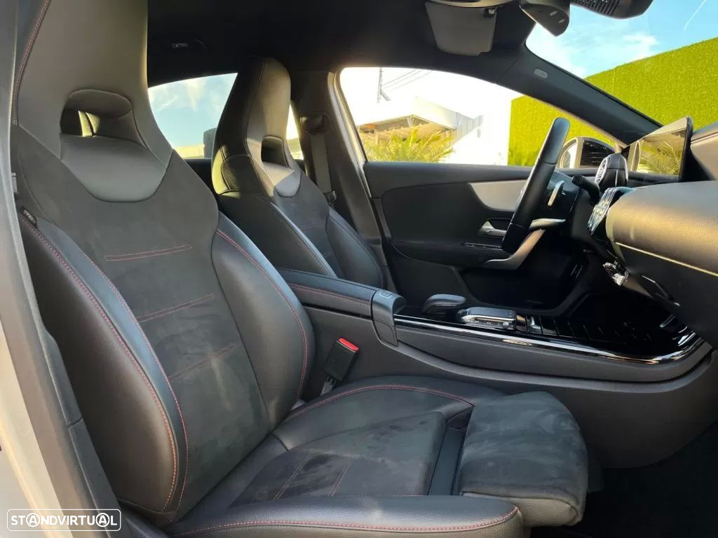 Mercedes-Benz A 250 e AMG Line - 37
