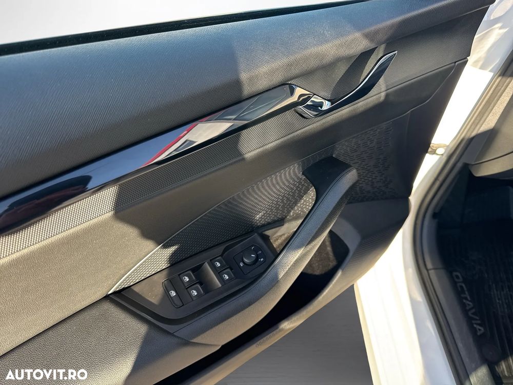 Skoda Octavia 2.0 TDI DSG Ambition - 15