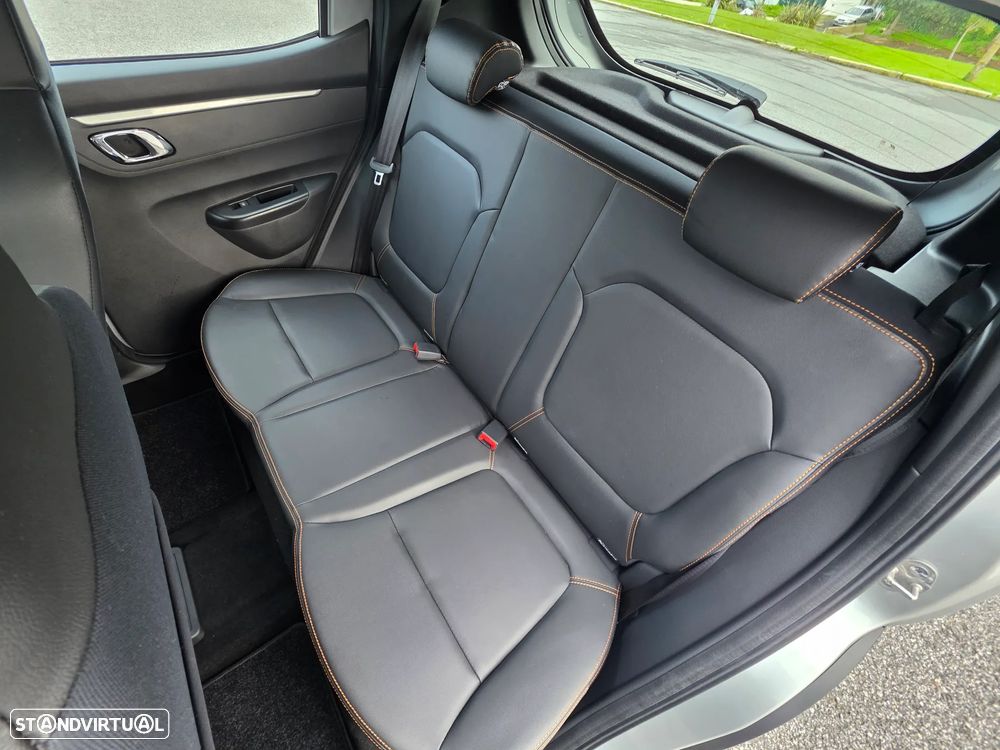 Dacia Spring Comfort Plus - 14