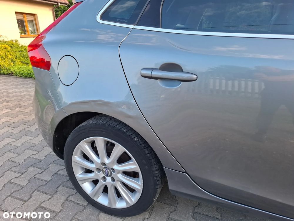 Volvo V40 D4 Geartronic You - 29