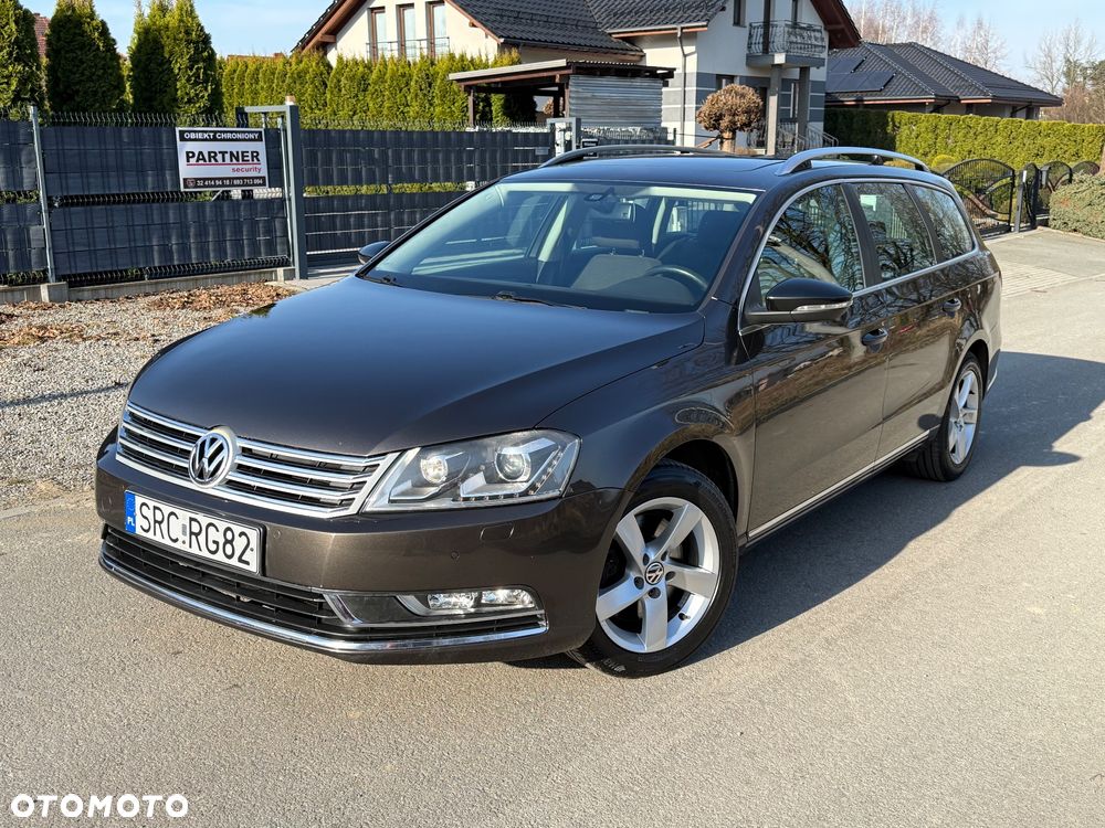 Volkswagen Passat 2.0 TDI DSG BlueMotion Technology Highline - 1