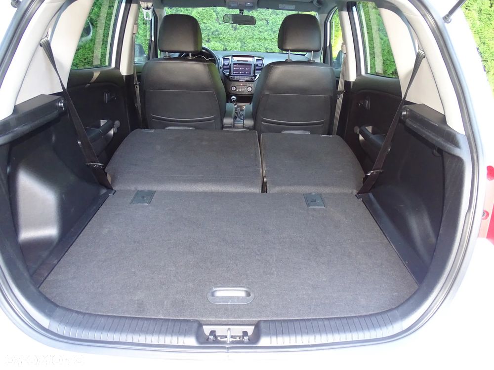 Kia Venga 1.4 CVVT Business Line - 23