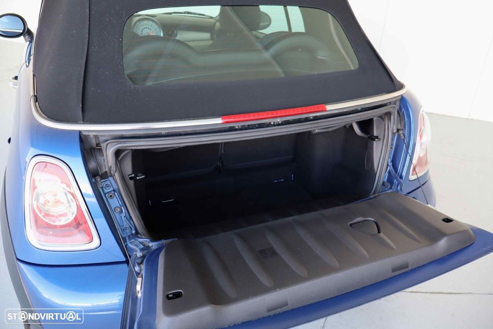 MINI Cabrio Cooper D - 8