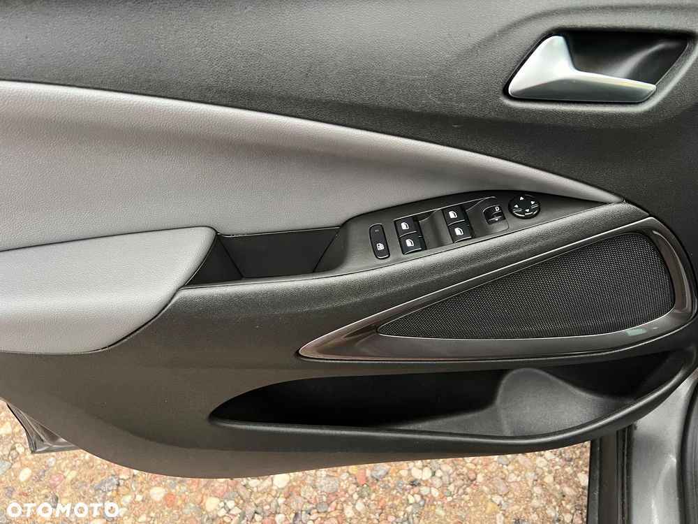 Opel Crossland X - 19