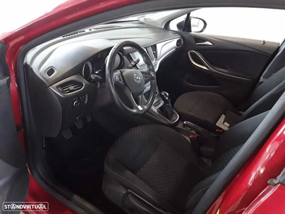 Opel Astra Sports Tourer 1.2 Turbo Business Edition - 5