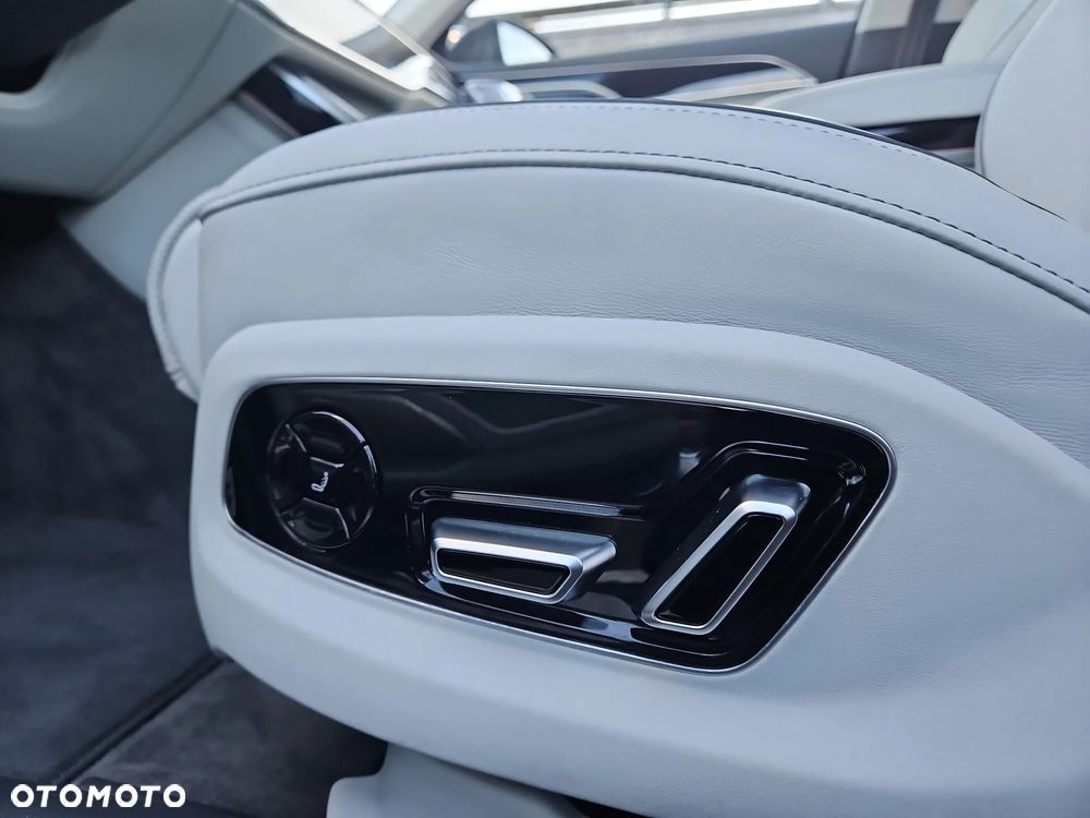 Audi S8 TFSI quattro tiptronic - 15