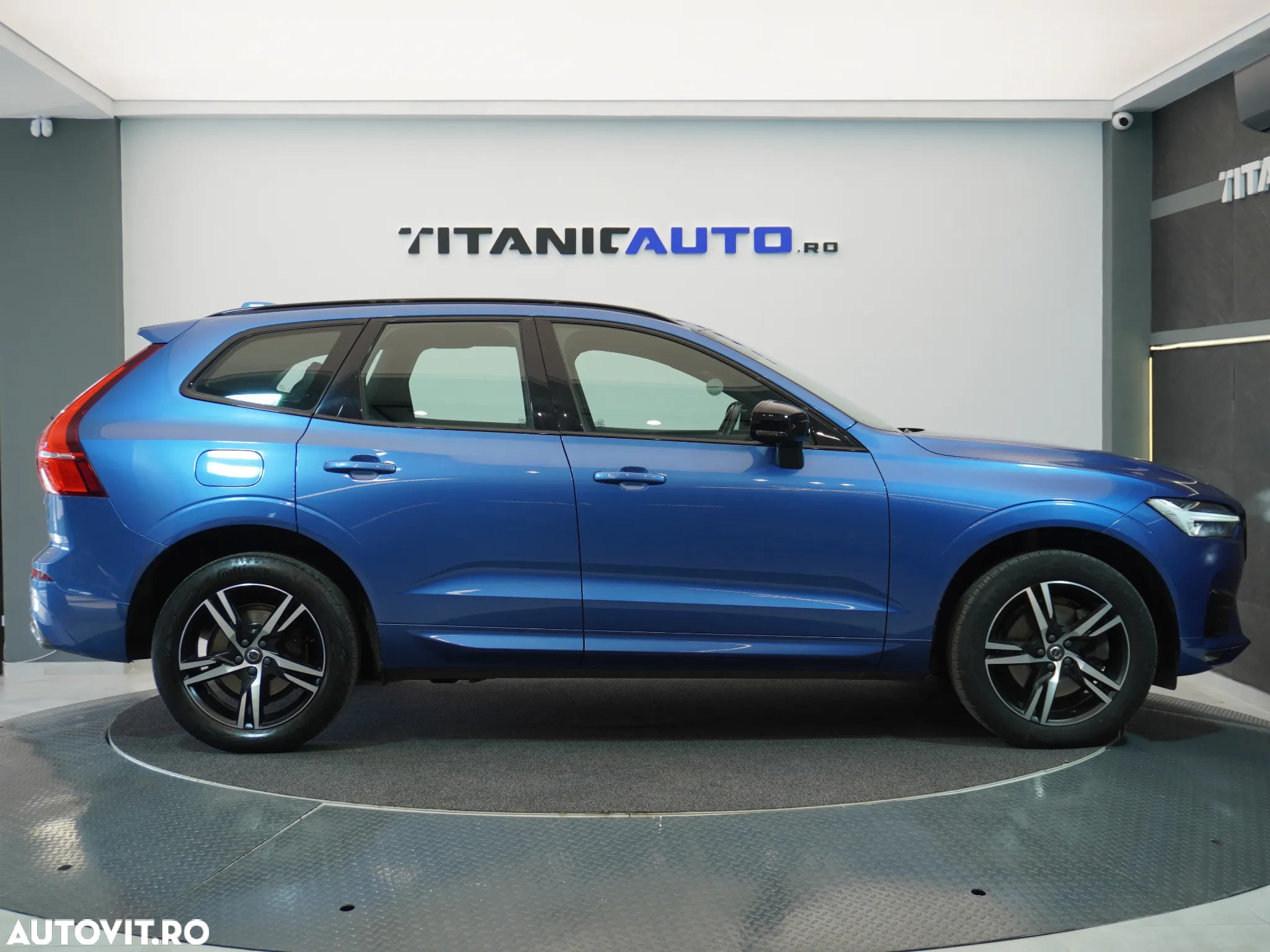 Volvo XC 60 B4 MHEV R-Design - 10