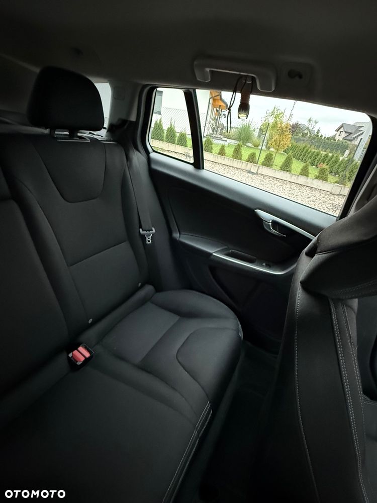 Volvo V60 D4 Drive-E Kinetic - 15