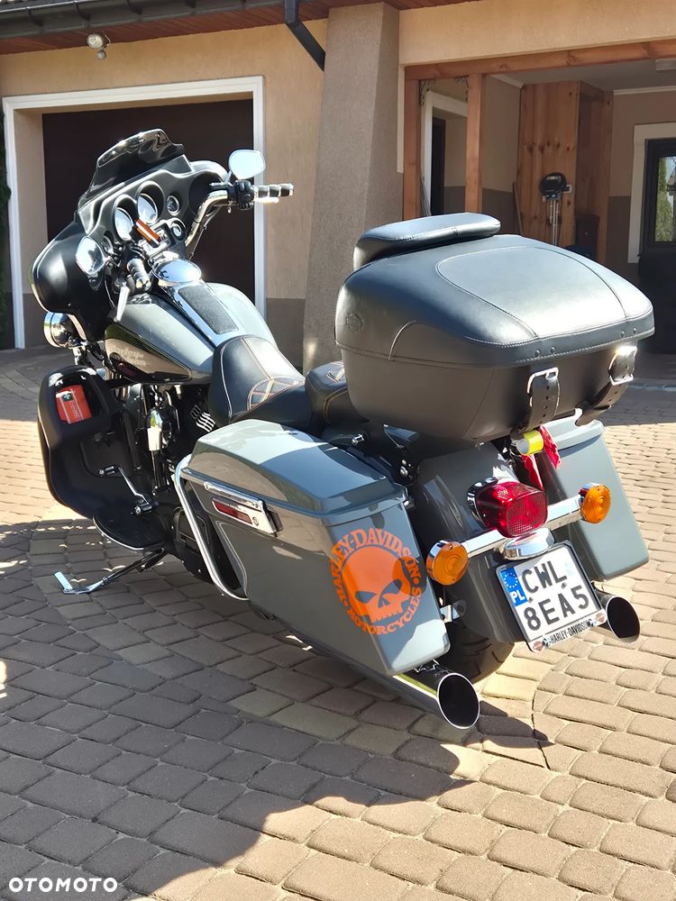 Harley-Davidson FLHT Electra Glide Standard - 6