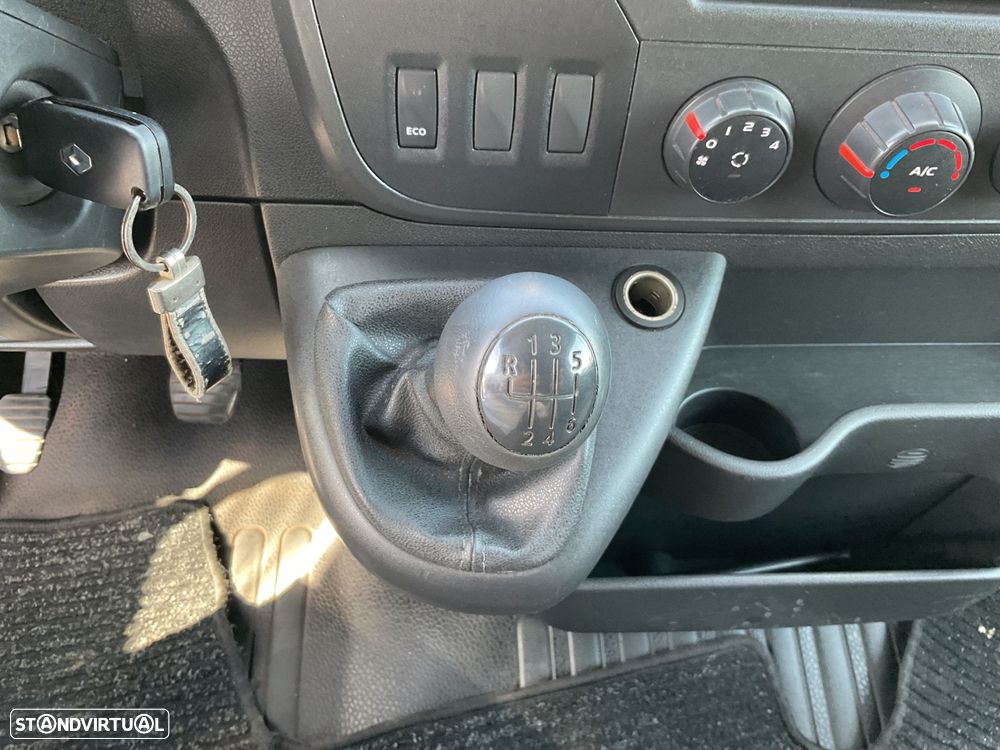 Renault Master 2.3 dCi L2H2 3.5T - 22