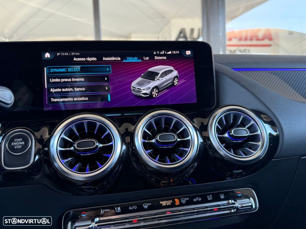 Mercedes-Benz GLA 250 - 51