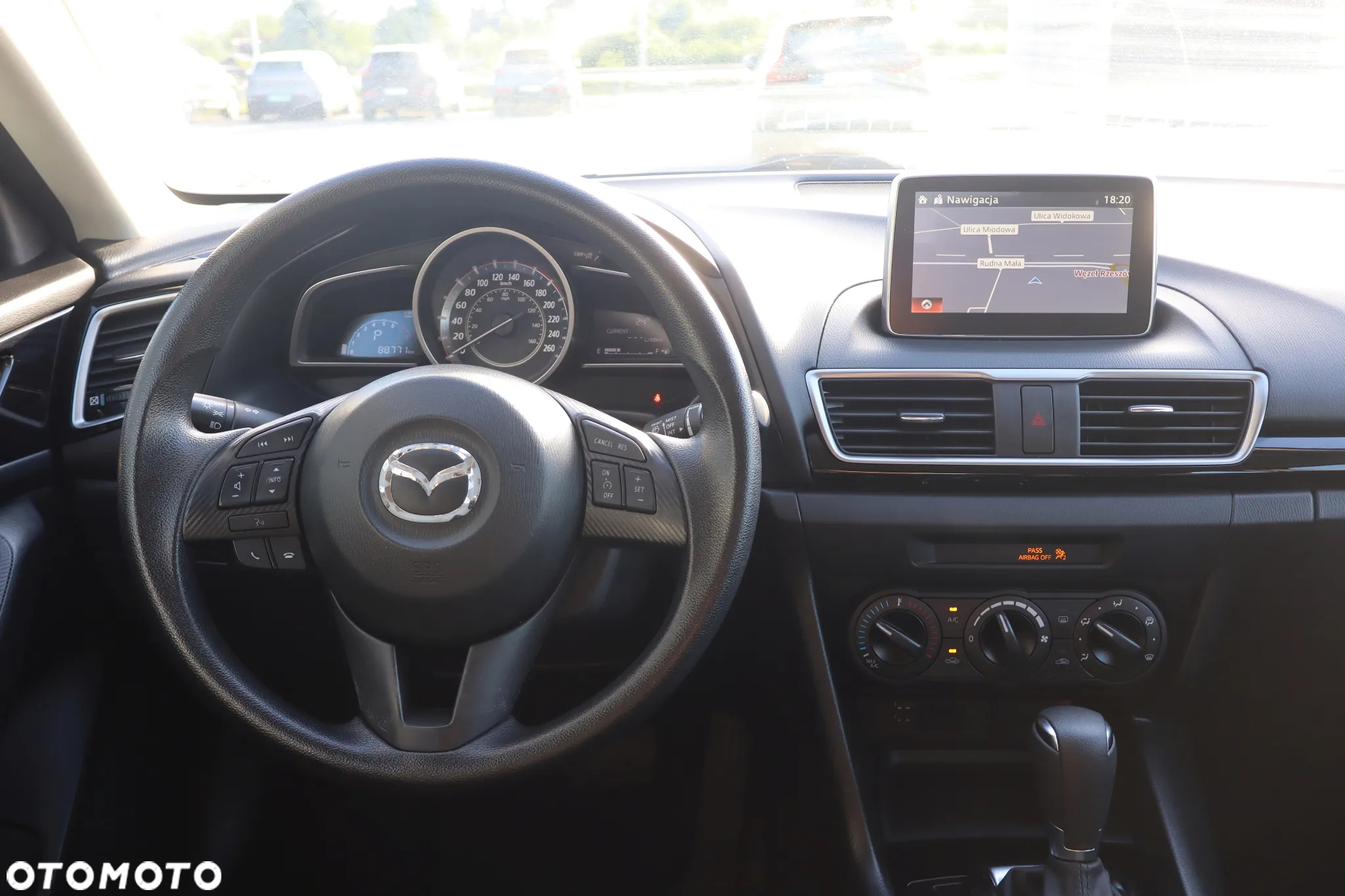 Mazda 3 - 11