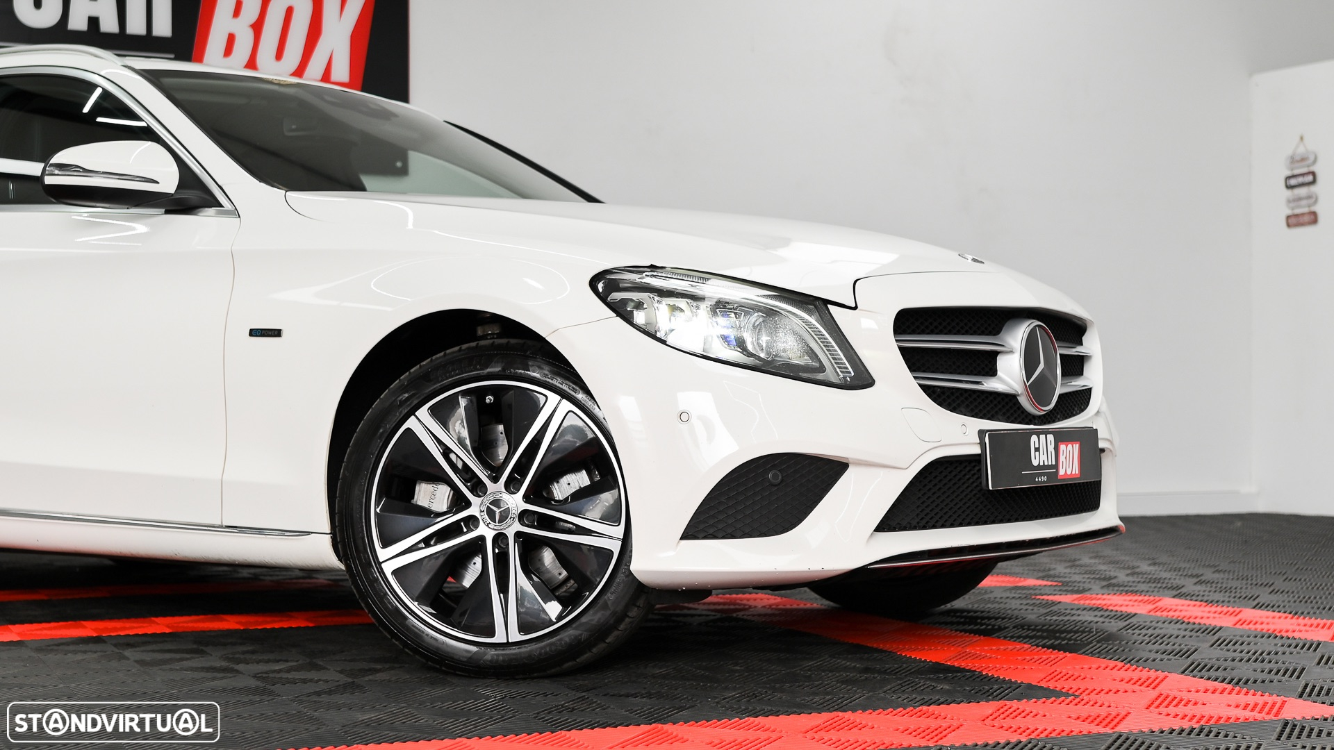 Mercedes-Benz C 300 e Avantgarde - 12