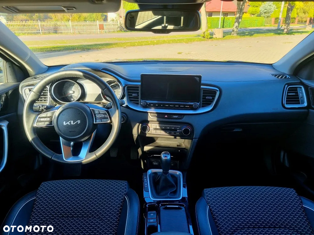 Kia XCeed 1.0 T-GDI L Business Line - 17