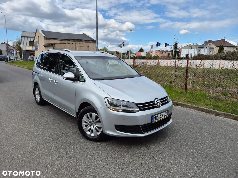 Volkswagen Sharan 2.0 TDI DSG BlueMotion Technology Comfortline - 16