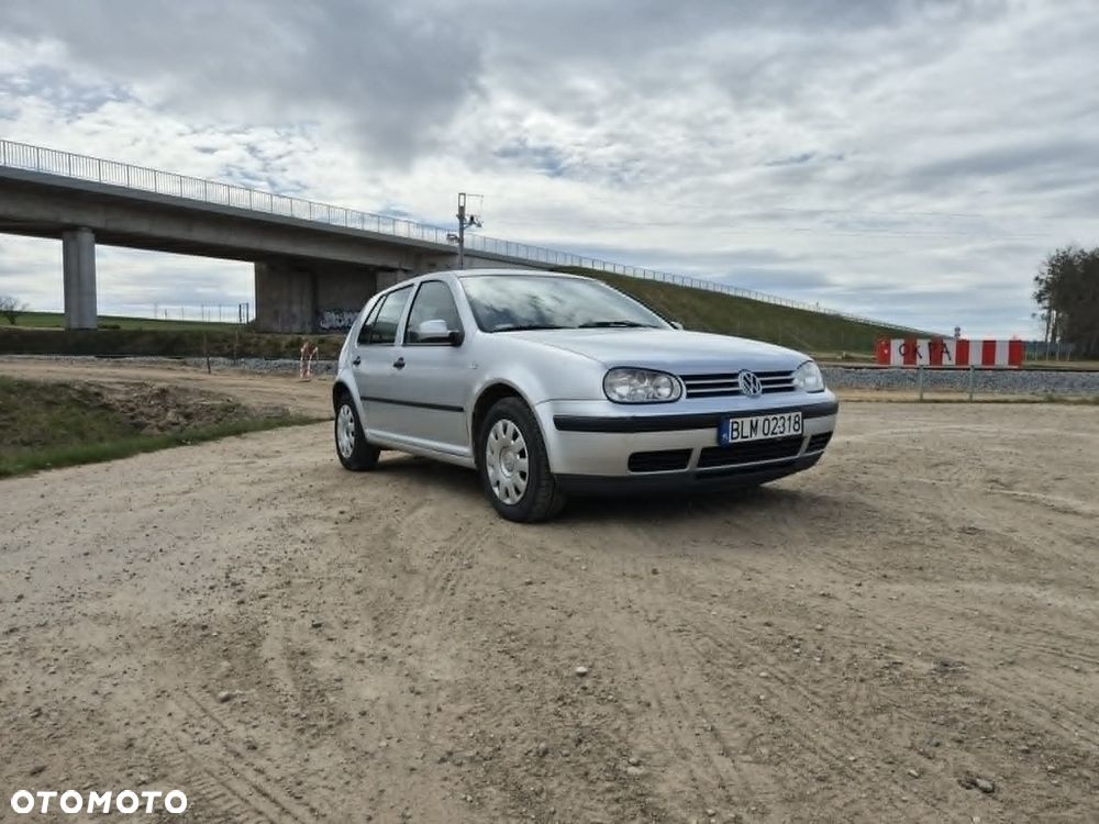 Volkswagen Golf 1.9 TDI - 1